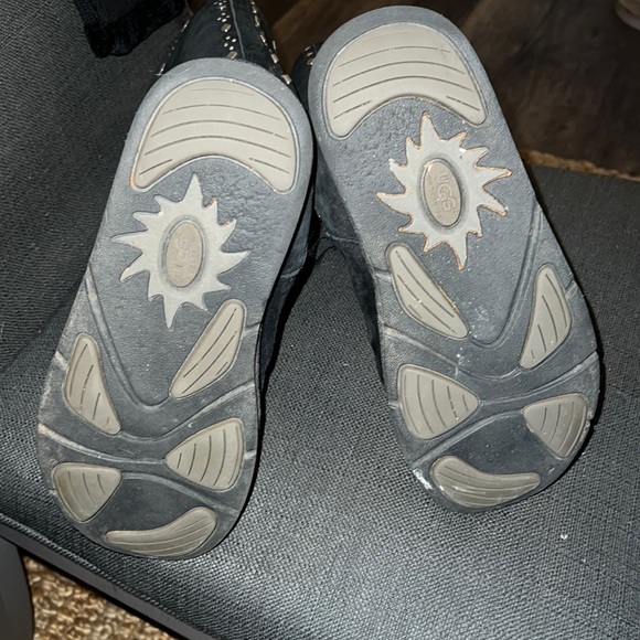 UGGs Special Edition Tall Boots, Size 9 - Picture 4 of 7